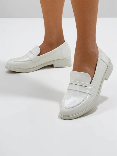 Pantofi loafers de patenta pentru femei Royalfashion Aylay