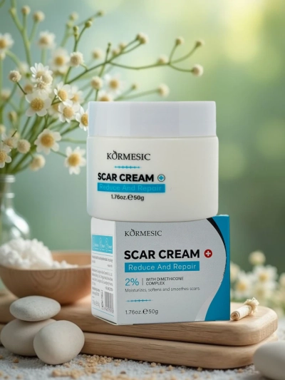 Crema pentru cicatrici care sprijină regenerarea pielii