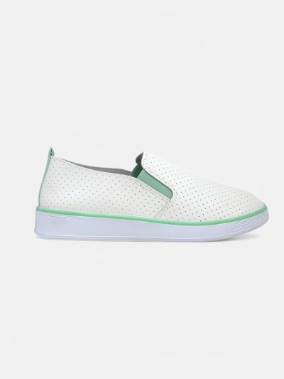 Pantofii slip-on perforați Royalfashion pentru femei Kassias