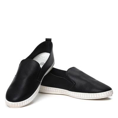 Czarne, klasyczne slip on Kailyn- Obuwie