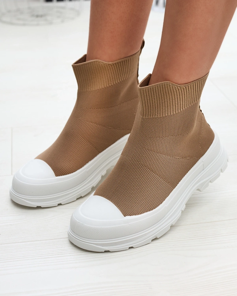 OUTLET Maro deschis Pantofi sport de damă cu șiret înalt a'la sneakers Vertiks - Încălțăminte