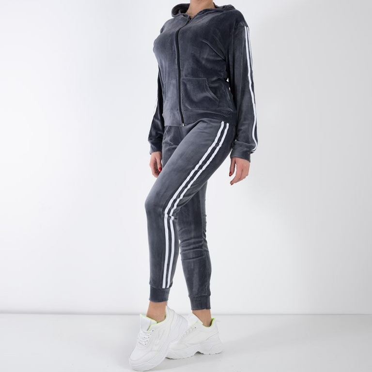 Set de trening gri pentru femei cu dungi albe - Îmbrăcăminte