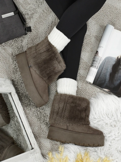 Ghete tip snowboots de damă cu blană artificială Irelle