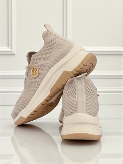 Damskie sneakersy Royalfashion Selene – wygodne białe buty na płaskiej podeszwie