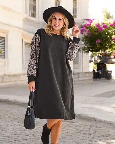 Rochie de damă din stofă Royalfashion cu mâneci decorative MĂRIME MARE