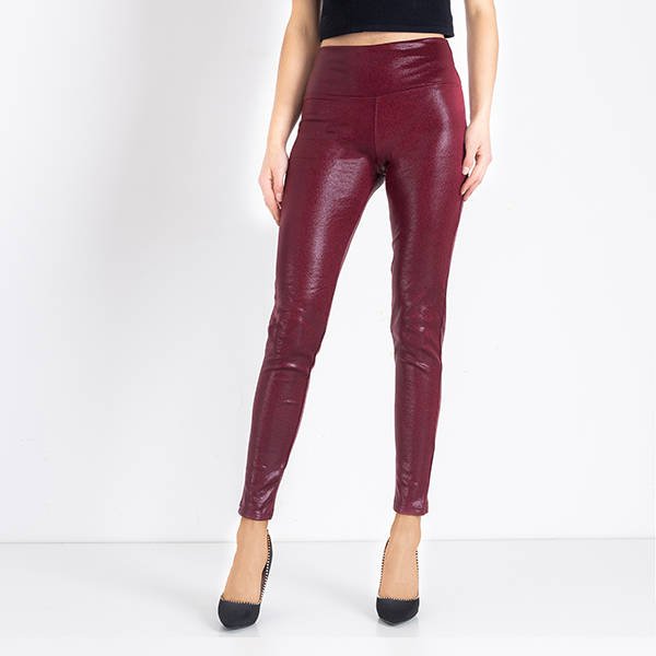 Drumeții maro pentru femei cu ornamente lucioase - Îmbrăcăminte