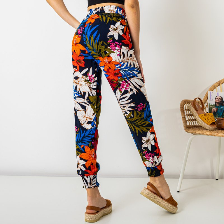 Pantaloni de femei PLUS SIZE cu modele colorate - Haine