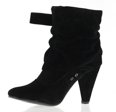 Czarne botki na grubszej szpilce - Obuwie
