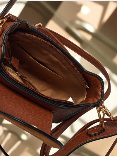 Geantă mică de damă din piele ecologică Golden Whisper