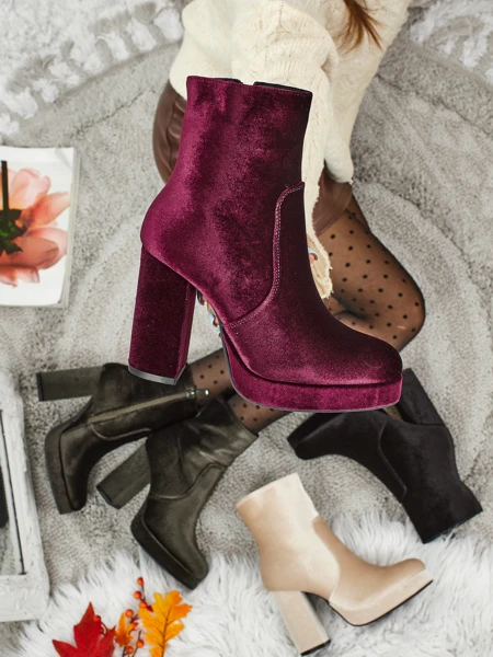 Botine de damă cu toc gros, tip velur Miss