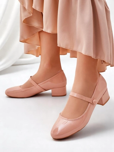Royalfashion Aurat log ke chappal thoda heel ke saat Omagga
