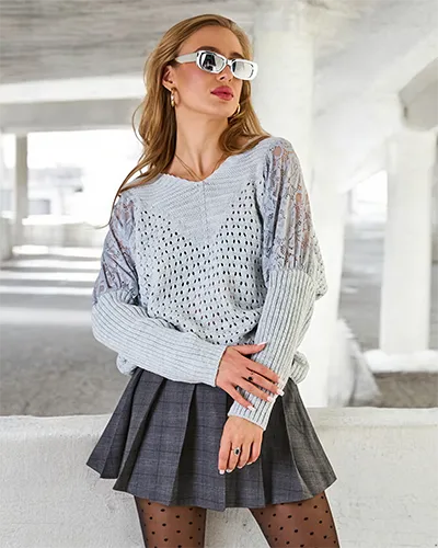 Royalfashion Pulover de damă ajurat cu dantelă