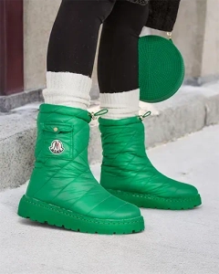 verde închis