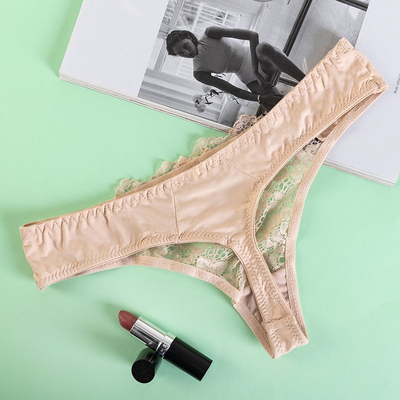 Tanga bej de dama cu dantela - Lenjerie intima