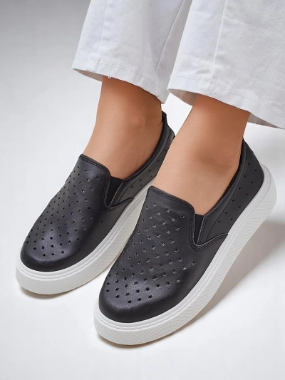 Royalfashion Pantofi slip-on perforați de femei Emayla