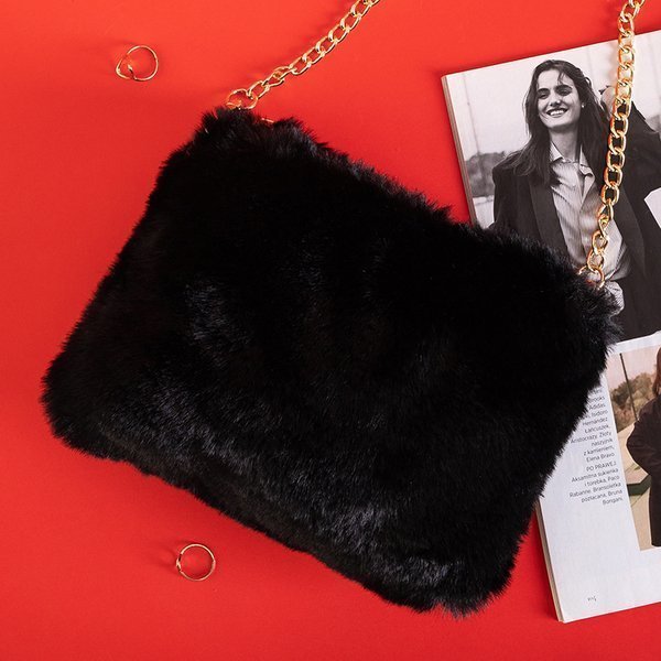 Geantă de mână din blană neagră pe un lanț de aur - Genți de mână