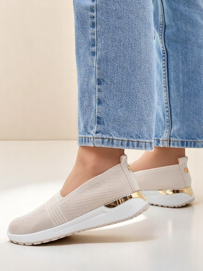Pantofi slip-on pentru femei din material Royalfashion Perfeti