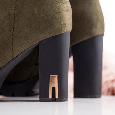 Zielone botki na wyższym słupku Teyoneas - Obuwie