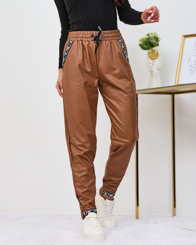 Royalfashion Pantaloni lejere pentru femei din piele ecologică, culoare camel