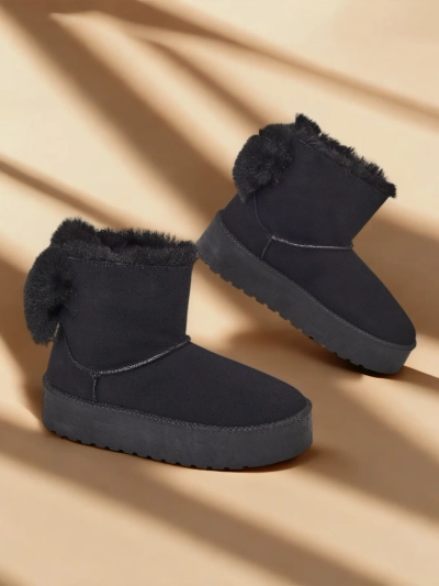 Royalfashion Cizme de damă a'la cizme de zăpadă în negru Goroggo