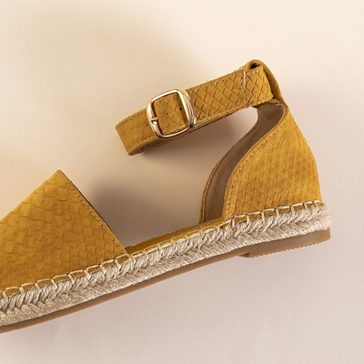 Sandale galbene pentru femei cu relief de animale Domiel - Încălțăminte