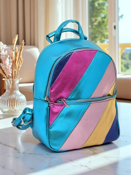 Royalfashion Rucsac de damă din piele ecologică cu dungi metalice Metallic Stripes