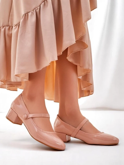 Royalfashion Aurat log ke chappal thoda heel ke saat Omagga