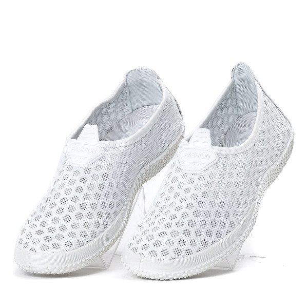 Białe sportowe buty slip on Nieve - Obuwie