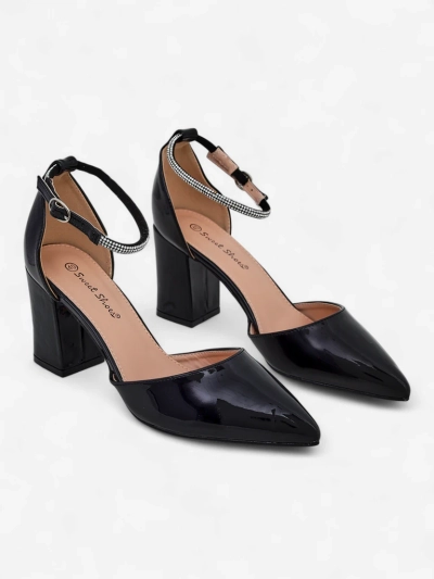 Royalfashion Pantofi cu toc pentru femei din piele ecologică lacuită cu o curea decorată cu cristale Furoni