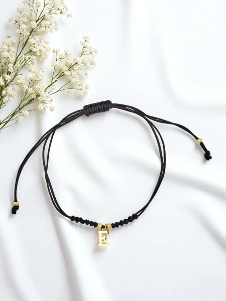 Brățară de damă cu litera E