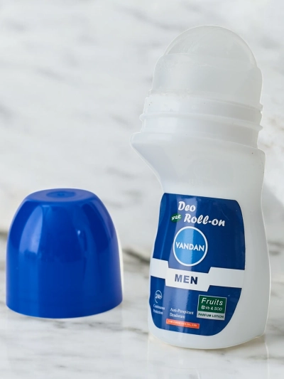 Deodorant-antiperspirant pentru bărbați cu roll-on 50 ml