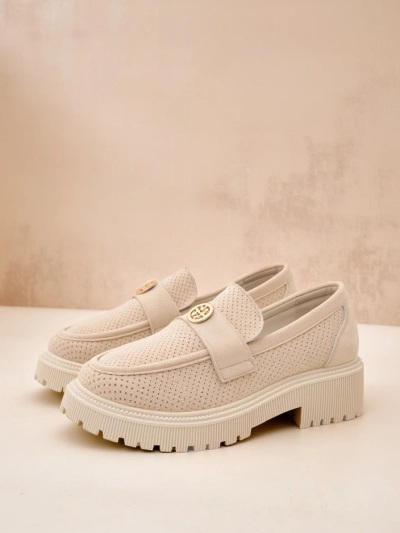 Loafers de damă Callista bej din piele ecologică de tip piele întoarsă pe talpă plată de 4 cm