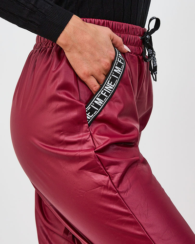 Royalfashion Pantaloni lejere de damă din piele eko în burgundy