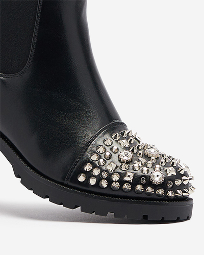 Cizme de damă cu cuișoare, de culoare neagră Amerapi- Footwear