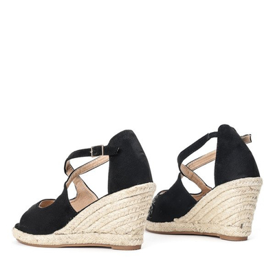 Czarne sandały na koturnie Bossa - Obuwie