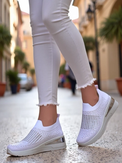 Royalfashion Pantofi sport cu talpă wedge pentru femei, slip-on, cu strasuri Qelavise