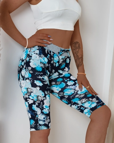 Pantaloni scurți 3/4 de damă, albastru închis, cu model floral - Îmbrăcăminte