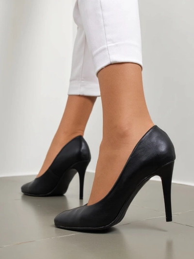 Royalfashion Classic pantofi cu toc stiletto pentru femei Wernone