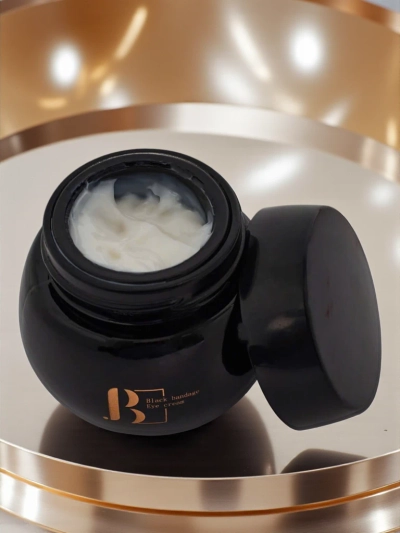 Luxelux Black Bandage Cremă de ochi anti-îmbătrânire - antirid, hidratantă