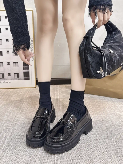 Royalfashion Mocasi din patent pentru femei Afidale