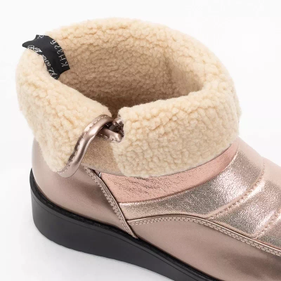 OUTLET Cizme stralucitoare roz deschis a'la cizme de zapada pentru femei Jomino - Incaltaminte