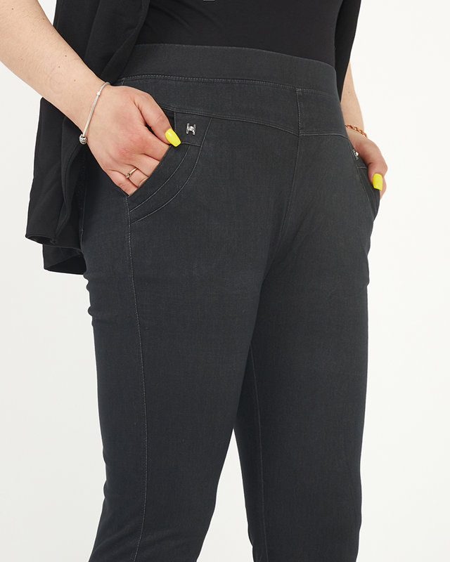 Treggings de damă PLUS SIZE de culoare neagră - Îmbrăcăminte