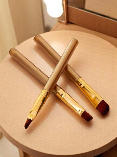 Pensule pentru machiajul ochilor