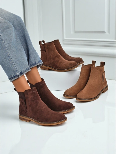 Gyal dem boot ala Chelsea boot fram eko-suedha Veysi