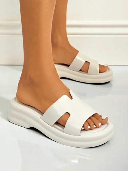 Royalfashion Damskie klapki na grubszej podeszwie Nova Gloss