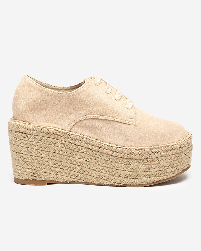 OUTLET Pantofi bej cu pană Jakaia- Încălțăminte