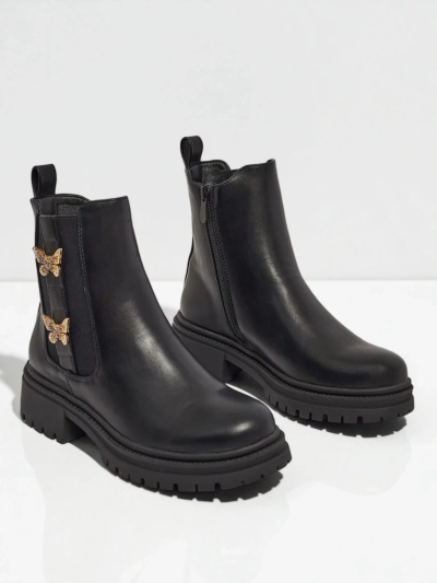 Botine de damă din piele ecologică cu fluturi Bravelle