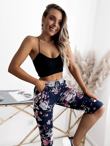 Pantaloni scurți 3/4 de damă bleumarin și roz PLUS SIZE - Îmbrăcăminte