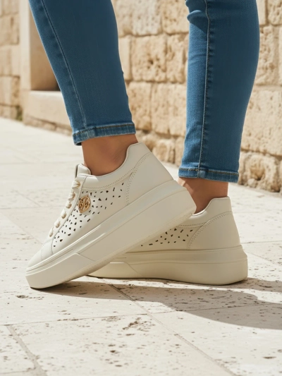 Sneakers de damă Callista bej, piele ecologică, de primăvară, cu toc plat