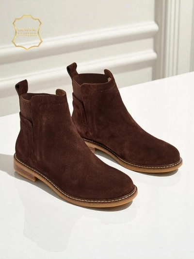 Cuoio Elegante: Botine din Piele Întoarsă Maro pentru Femei Stilate